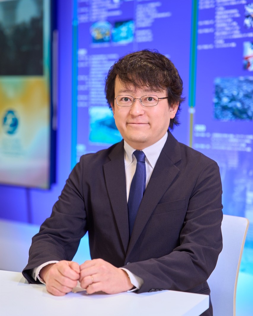 松﨑賢寿助教(物理学系専攻応用物理学コース)がUBE学術振興財団 渡辺